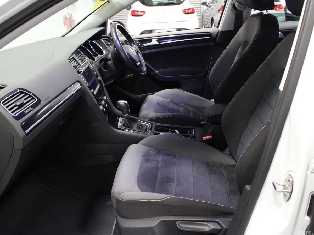 Volkswagen Golf Hatchback, Petrol, 2017, White