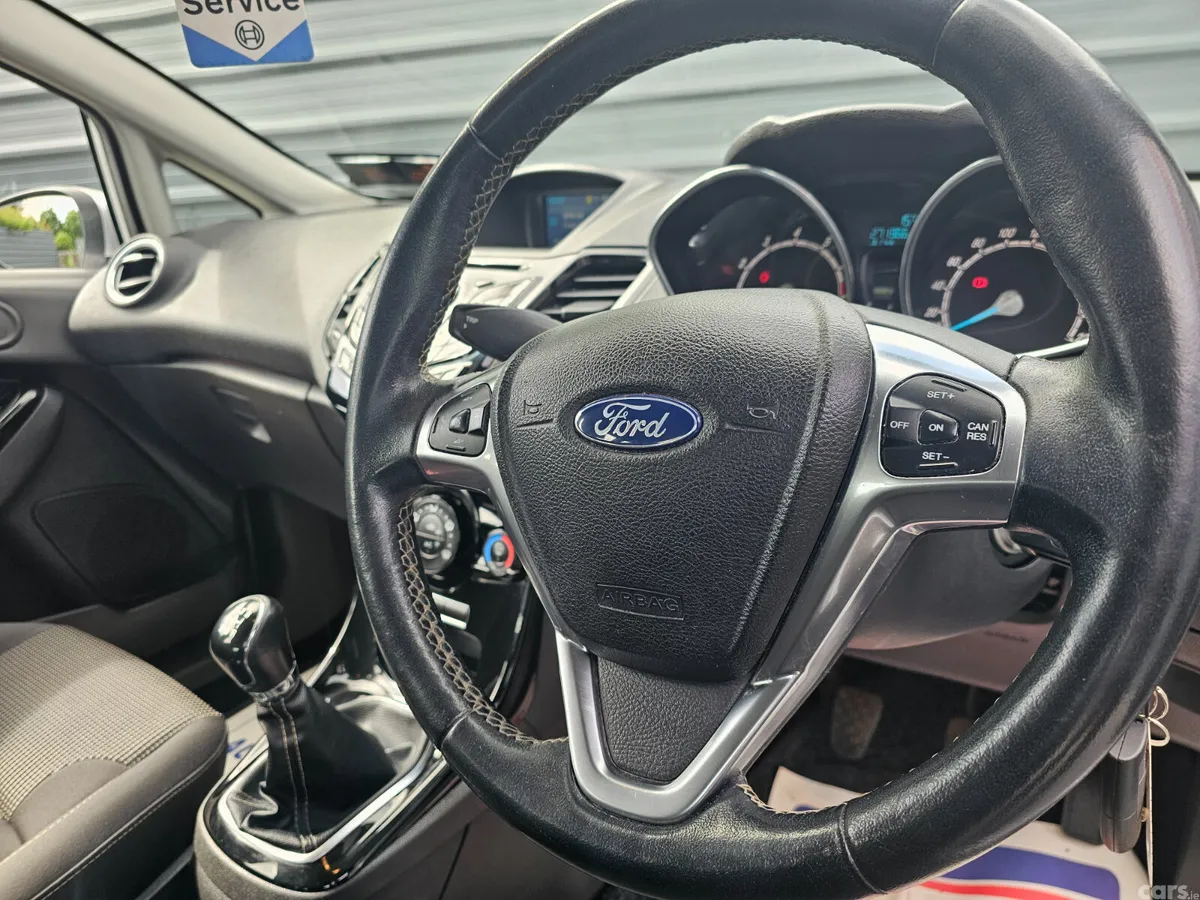 Ford Fiesta Hatchback, Petrol, 2017, Grey