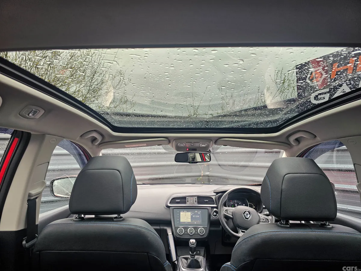 Renault Kadjar SUV, Diesel, 2019, Red