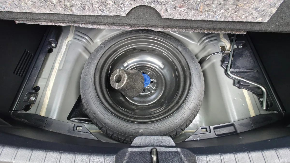 Toyota Vitz Hatchback, Petrol Hybrid, 2018, Blue