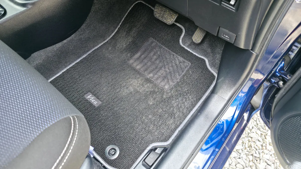 Toyota Vitz Hatchback, Petrol Hybrid, 2018, Blue