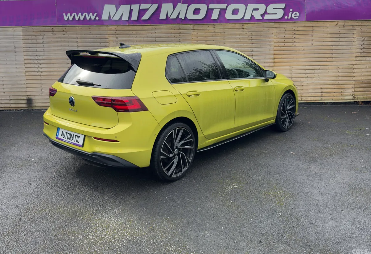 Volkswagen Golf Hatchback, Diesel, 2022, Yellow