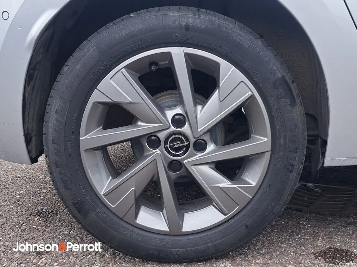 Opel Corsa Hatchback, Petrol, 2025, Grey