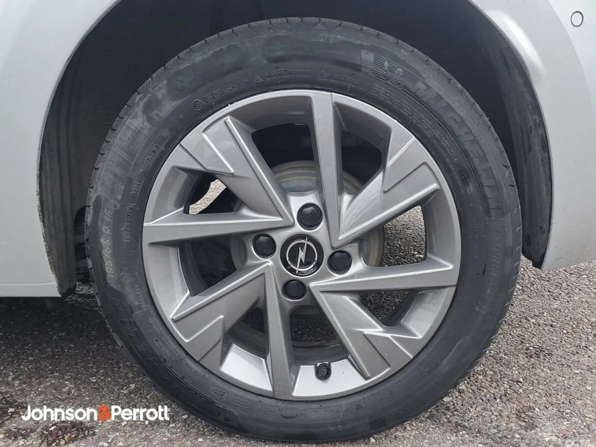 Opel Corsa Hatchback, Petrol, 2025, Grey