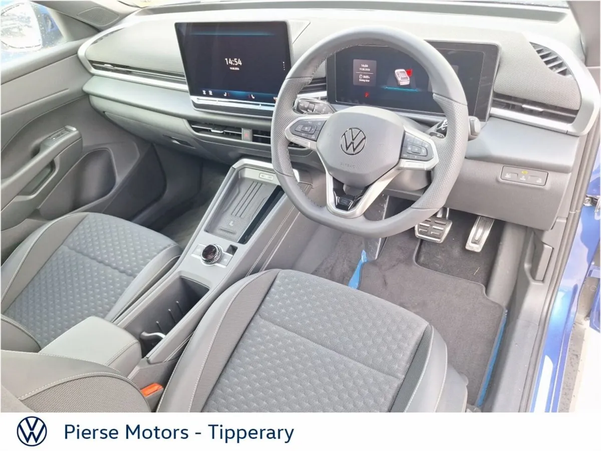 Volkswagen T-Roc SUV, Petrol, 2026, Blue