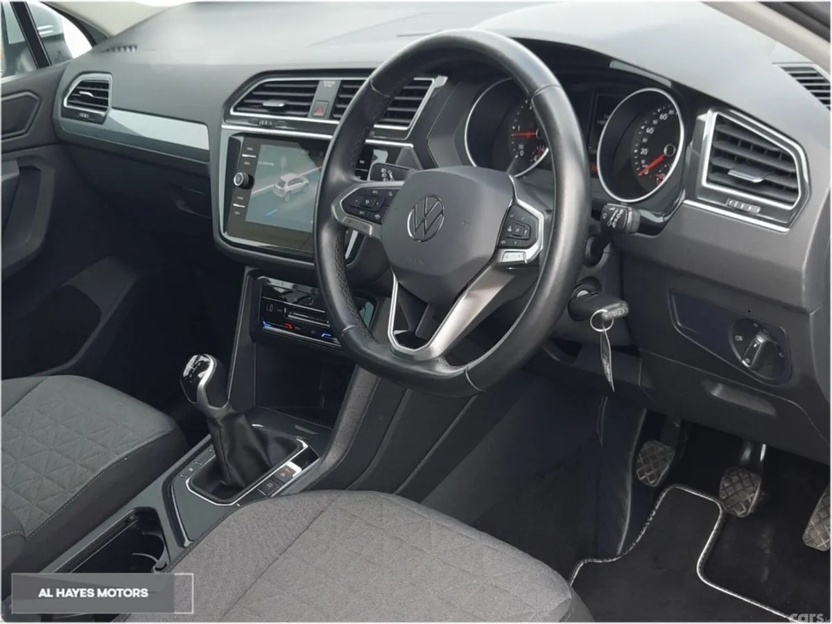 Volkswagen Tiguan SUV, Diesel, 2022, Silver