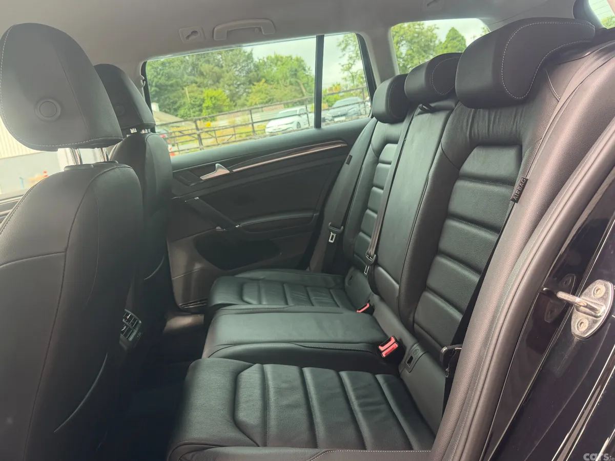 Volkswagen Golf Estate, Petrol, 2021, Black