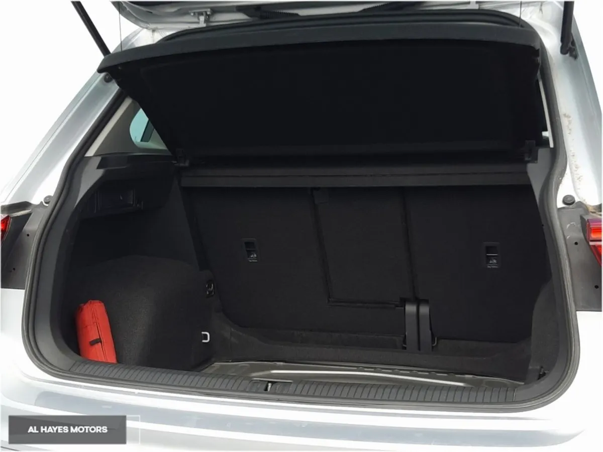 Volkswagen Tiguan SUV, Diesel, 2022, Silver