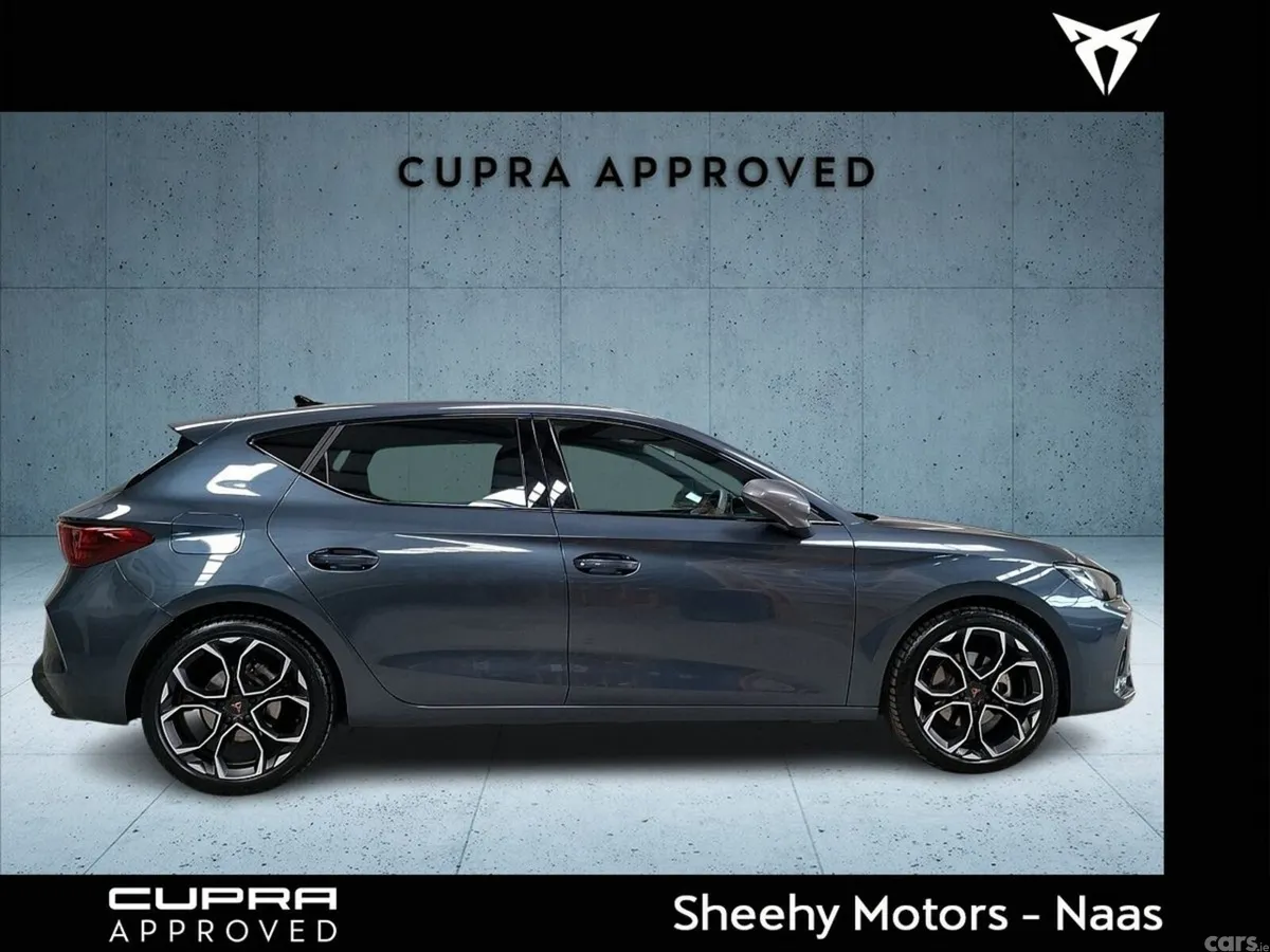 Cupra Leon Estate, Petrol, 2026, Grey