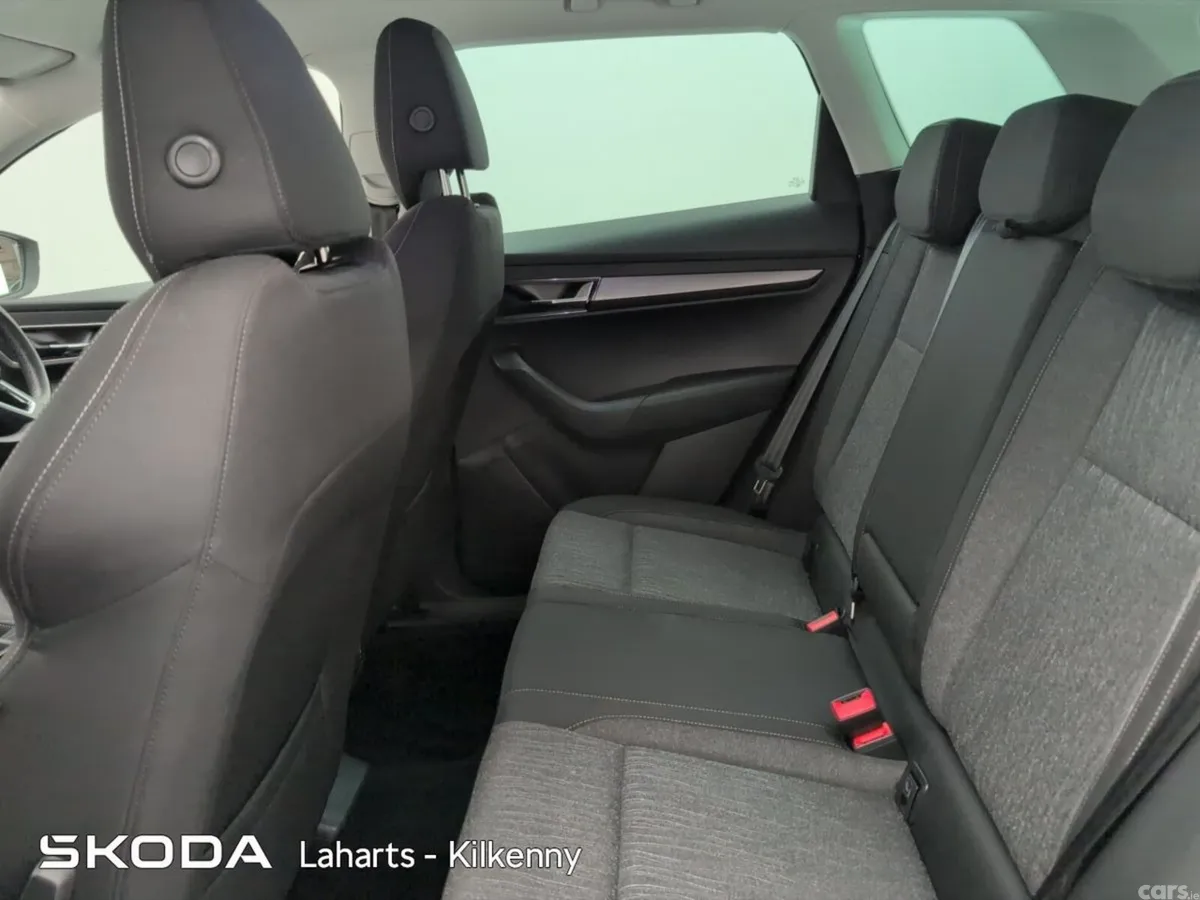 Skoda Karoq SUV, Petrol, 2020, Grey
