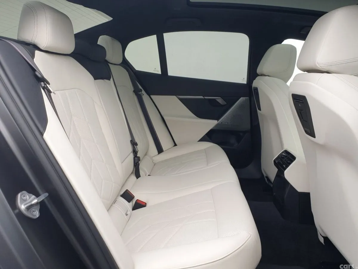 BMW 5-Series Saloon, Petrol Plug-in Hybrid, 2024, Grey