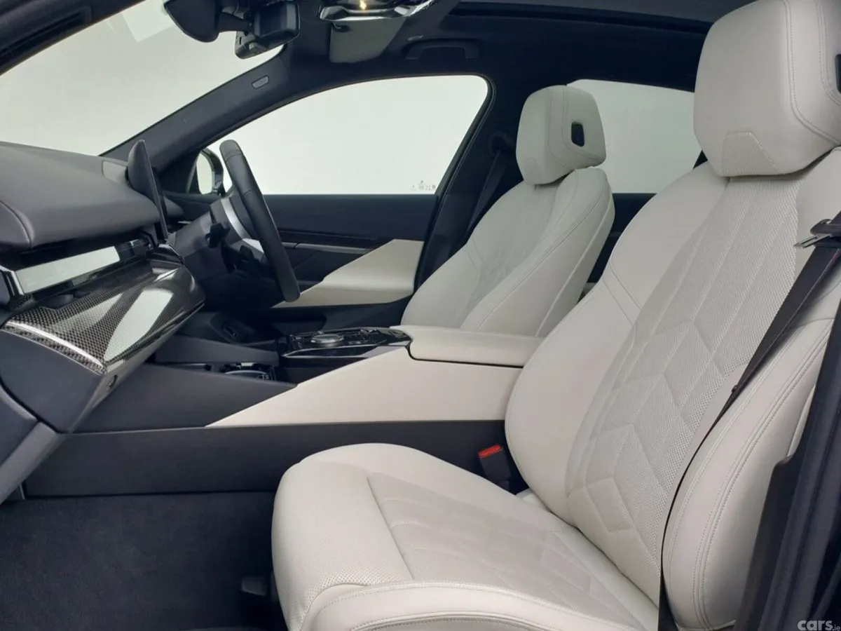 BMW 5-Series Saloon, Petrol Plug-in Hybrid, 2024, Grey