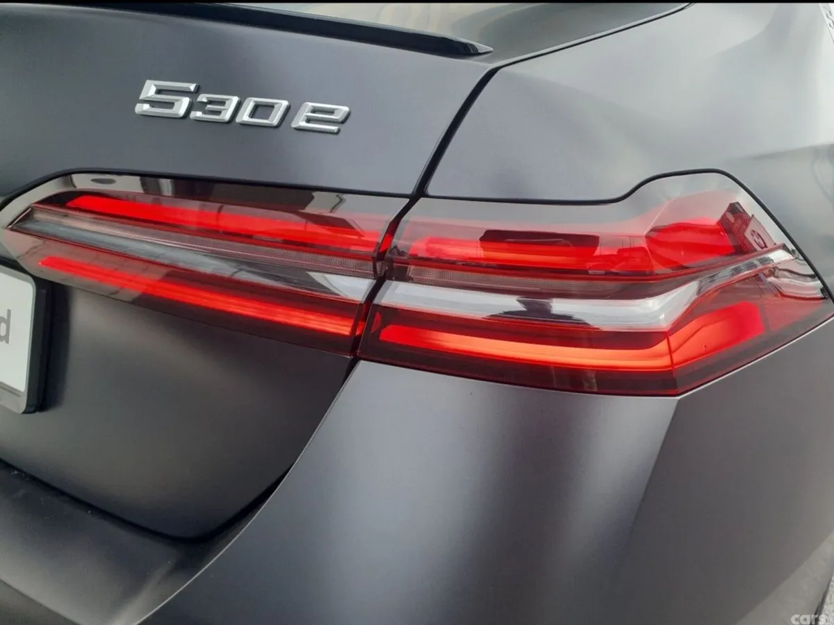 BMW 5-Series Saloon, Petrol Plug-in Hybrid, 2024, Grey