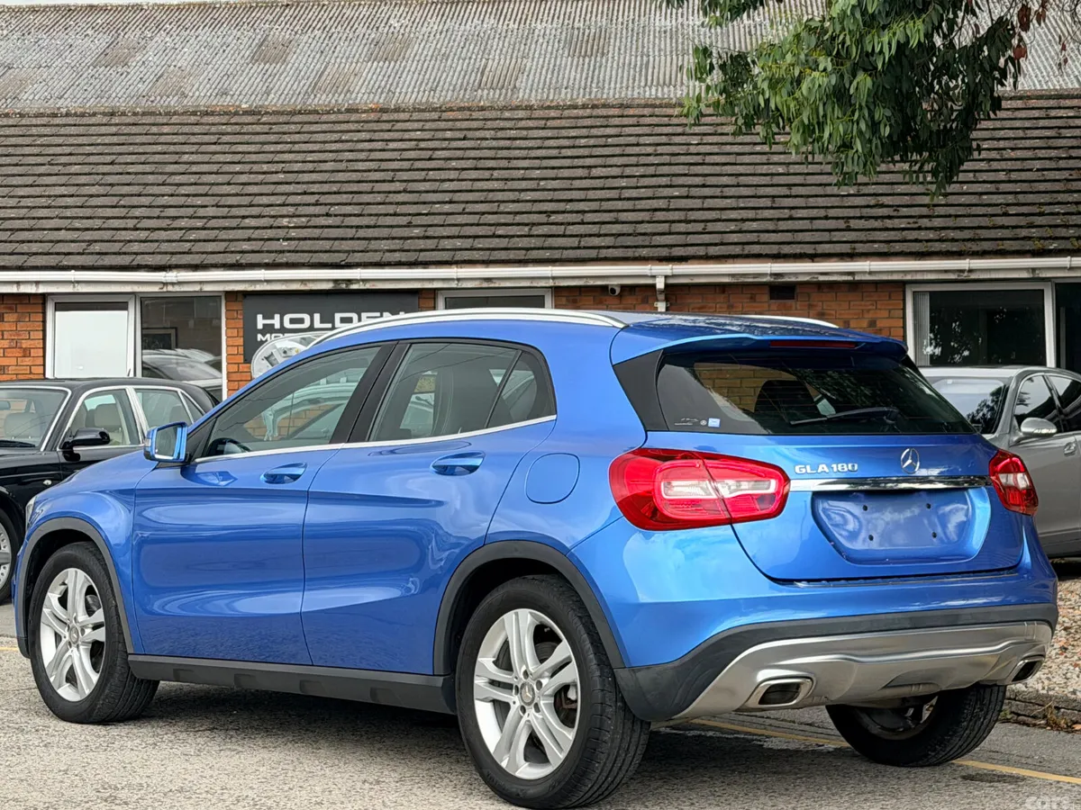Mercedes-Benz GLA Hatchback, Petrol, 2016, Blue