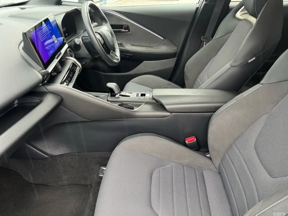 Toyota C-HR Hatchback, Petrol Plug-in Hybrid, 2024, Grey