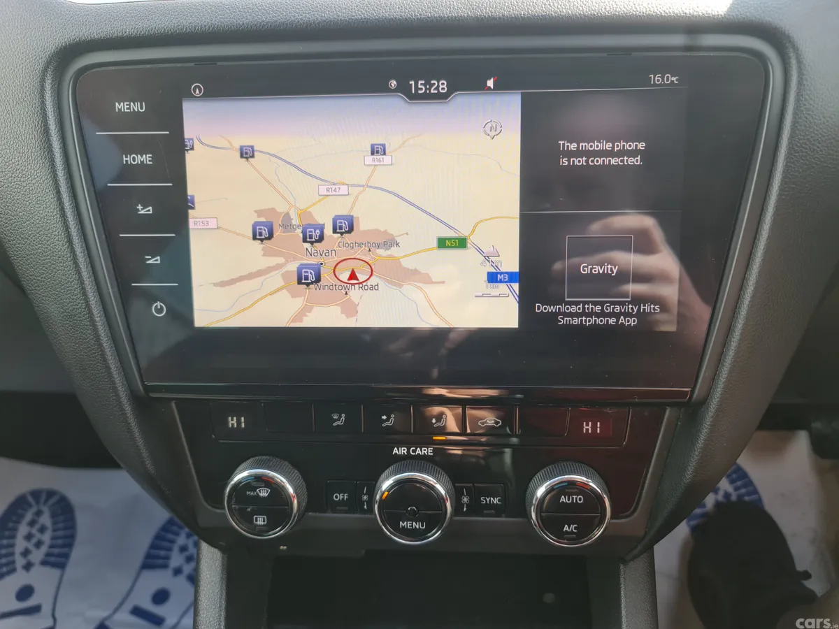 Skoda Octavia Saloon, Diesel, 2018, Grey