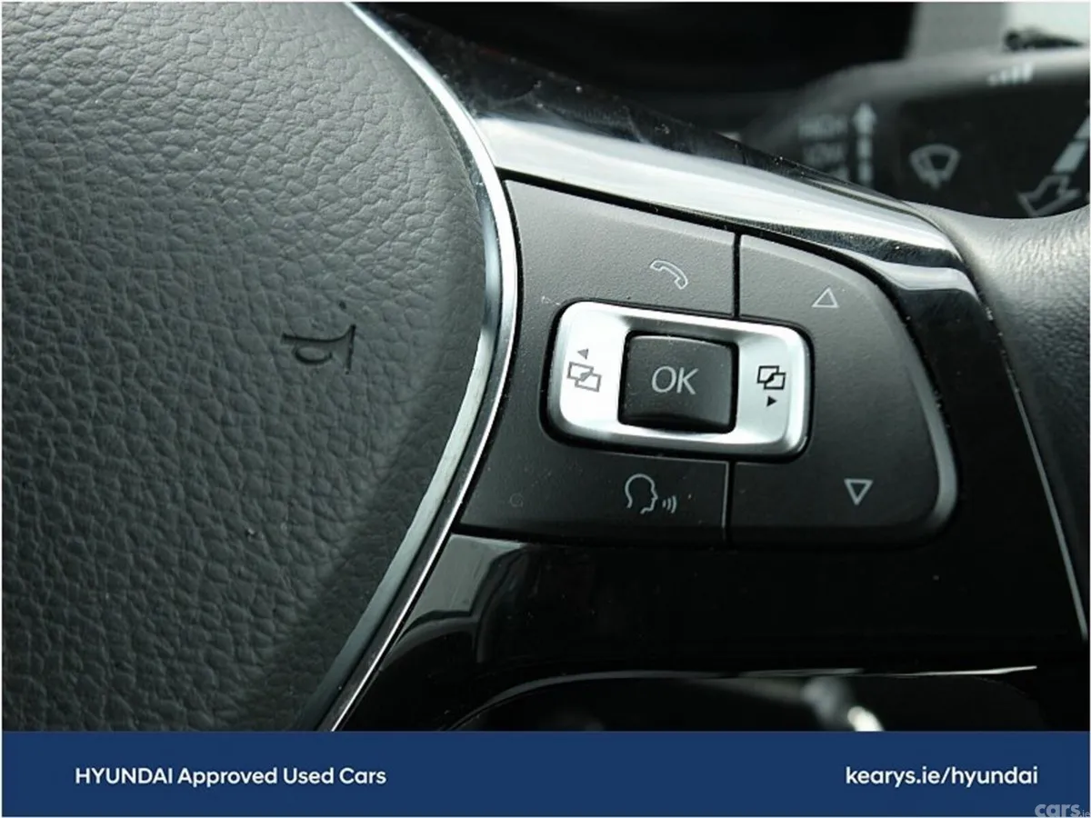 Volkswagen e-up! Hatchback, Electric, 2023, White