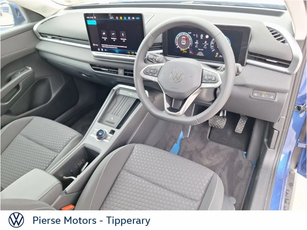 Volkswagen T-Roc SUV, Petrol, 2026, Blue