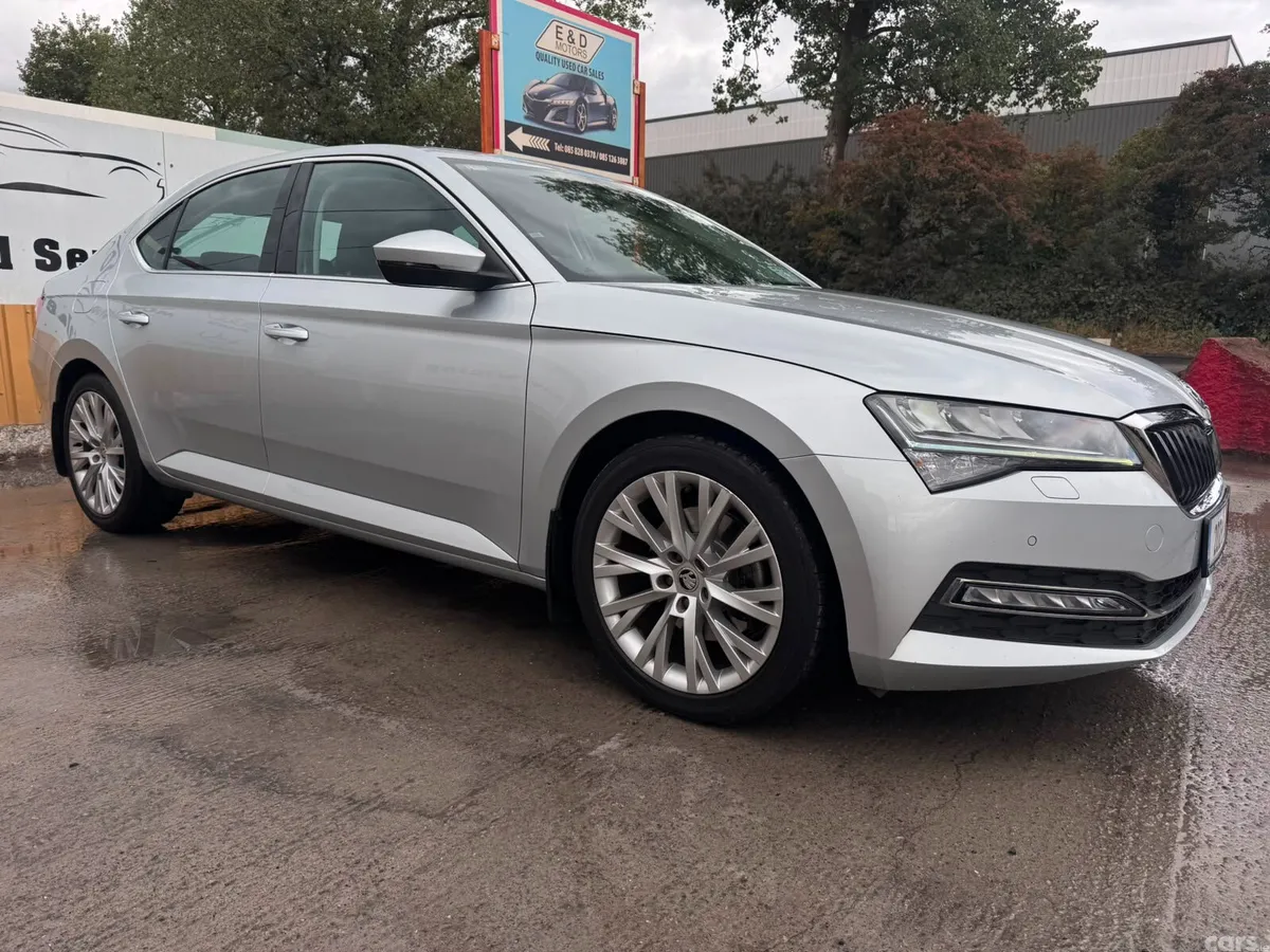 Skoda Superb Saloon, Diesel, 2020, Grey