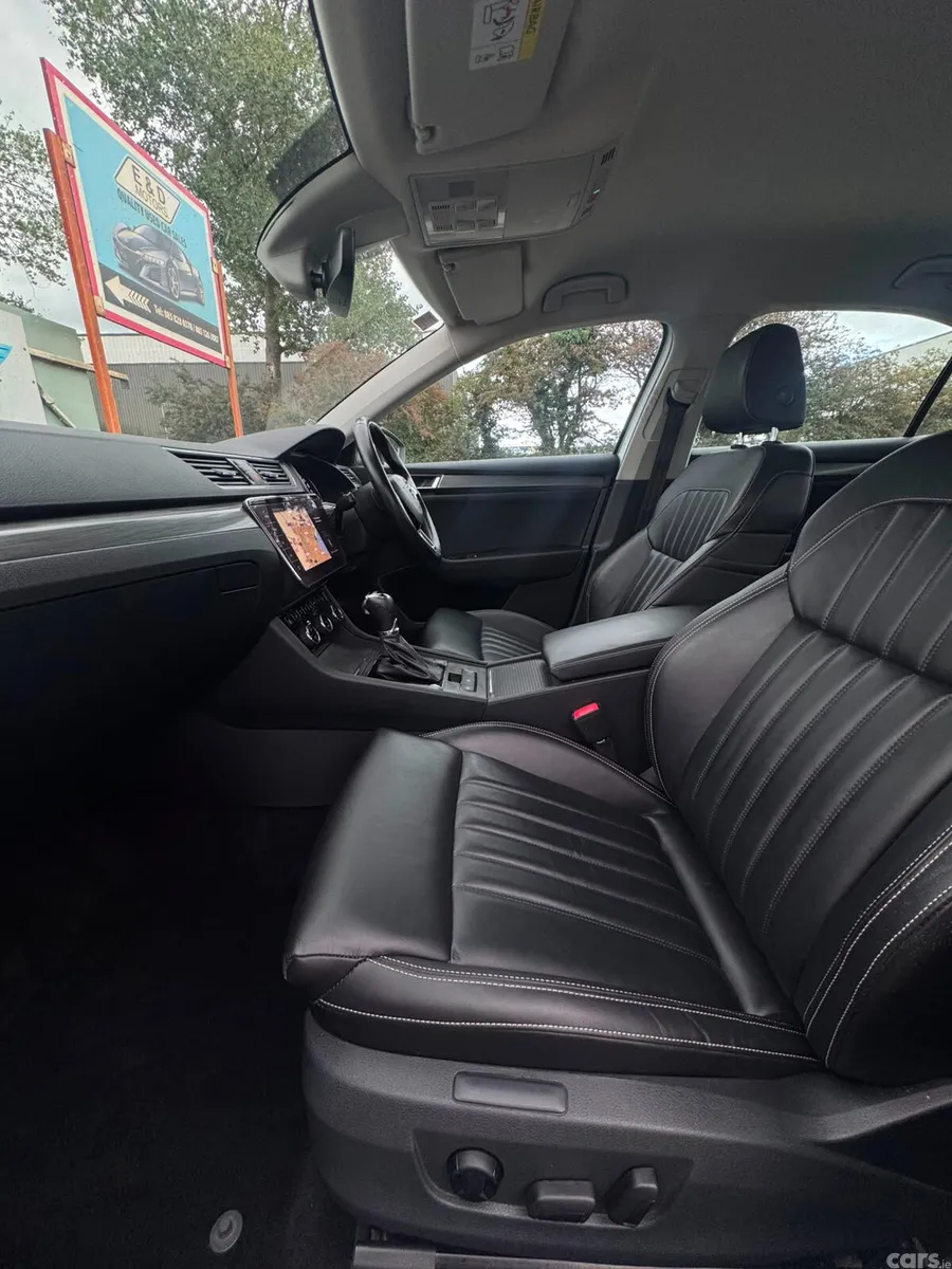 Skoda Superb Saloon, Diesel, 2020, Grey