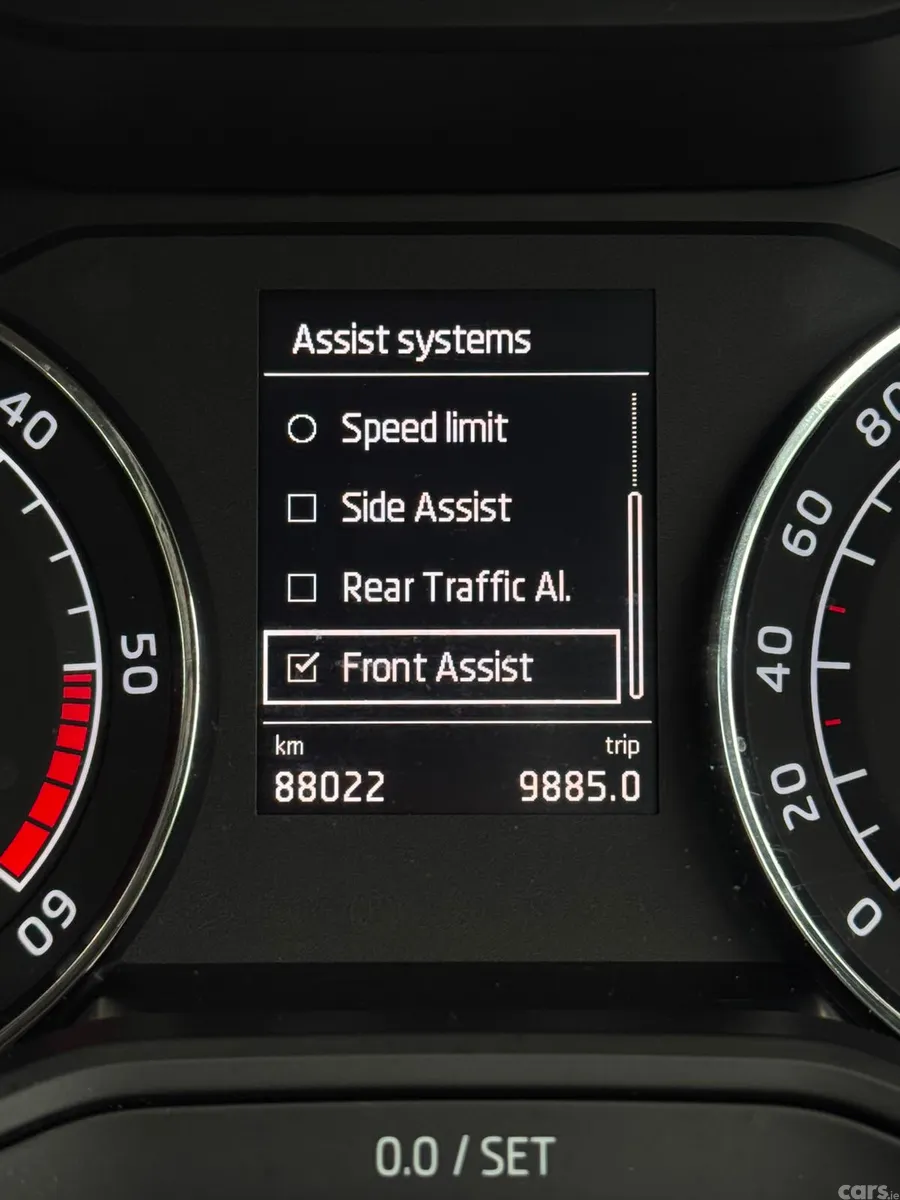 Skoda Superb Saloon, Diesel, 2020, Grey