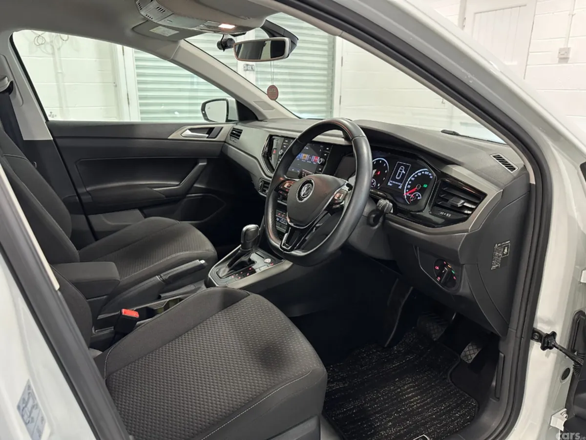 Volkswagen Polo Hatchback, Petrol, 2020, White