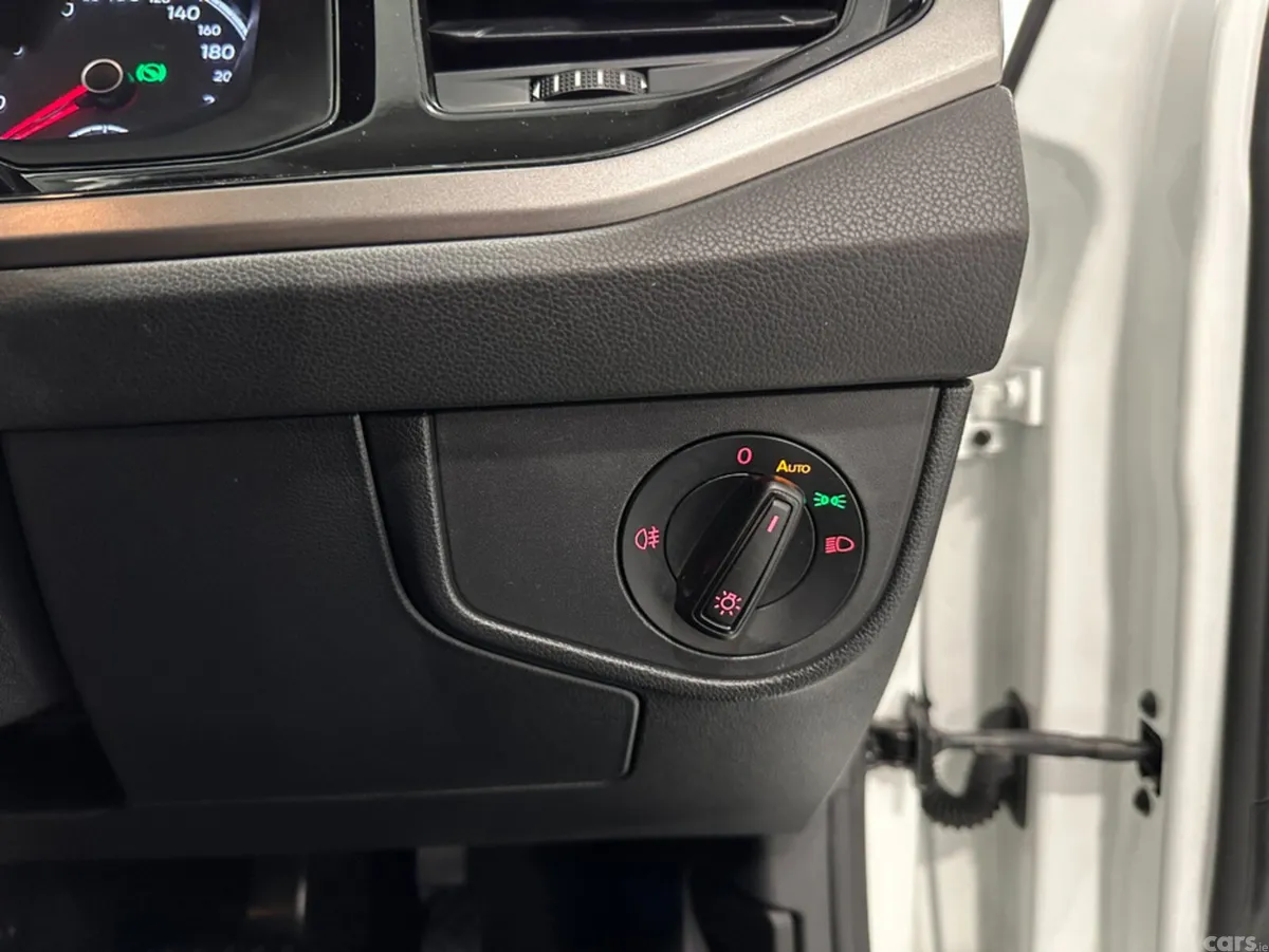 Volkswagen Polo Hatchback, Petrol, 2020, White