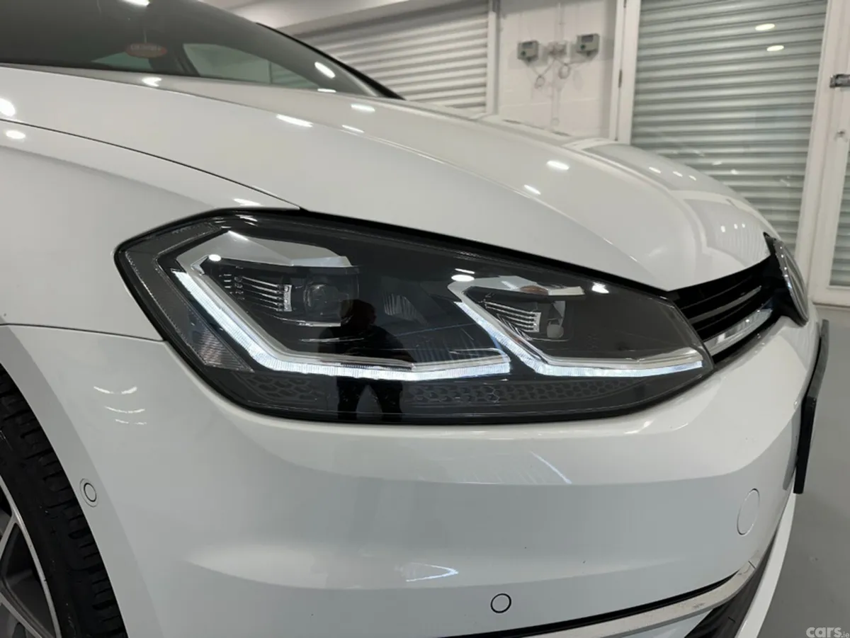 Volkswagen Golf Hatchback, Petrol, 2020, White