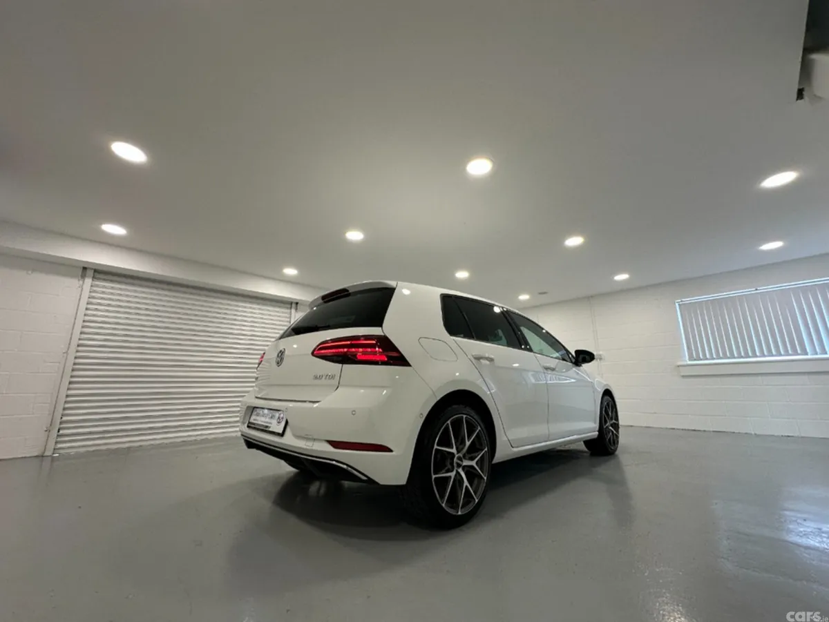 Volkswagen Golf Hatchback, Petrol, 2020, White