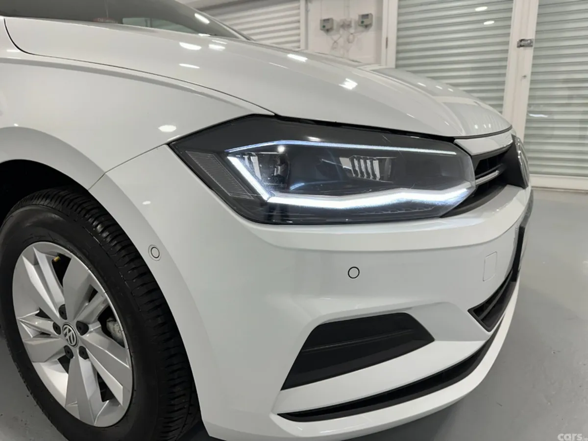 Volkswagen Polo Hatchback, Petrol, 2020, White