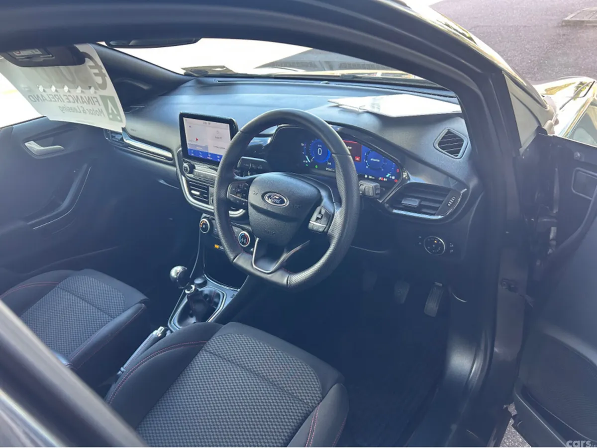 Ford Puma MPV, Petrol Hybrid, 2023, Grey