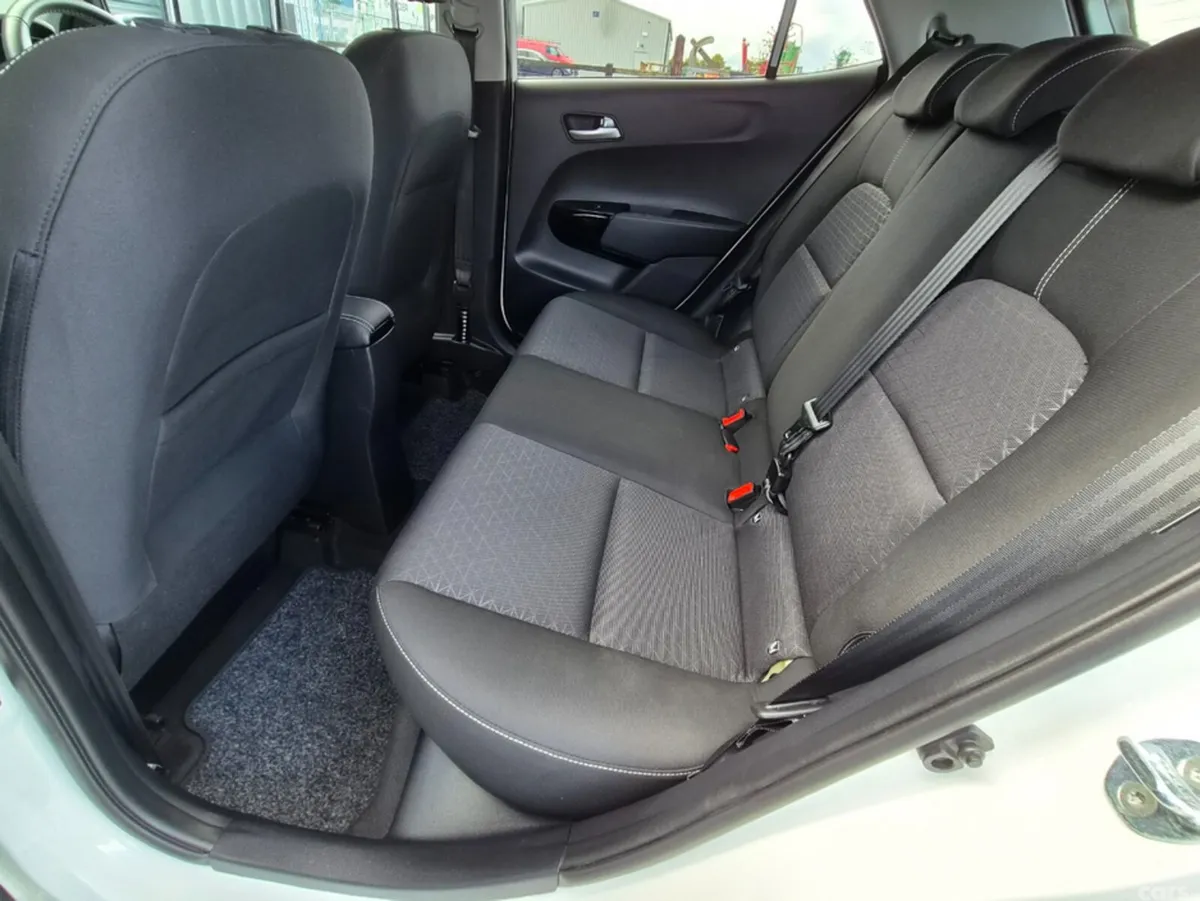 Kia Picanto Hatchback, Petrol, 2022, White