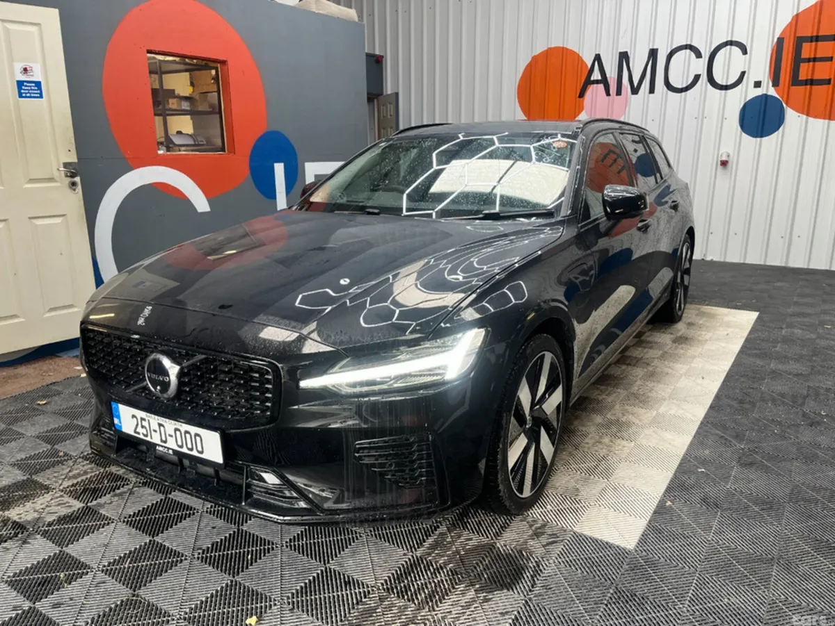 Volvo V60 Estate, Petrol Hybrid, 2025, Black