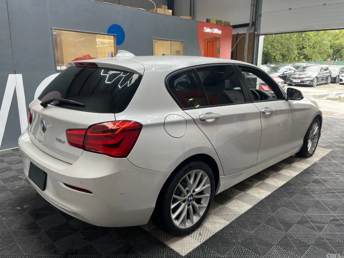 BMW 1-Series Hatchback, Diesel, 2019, White