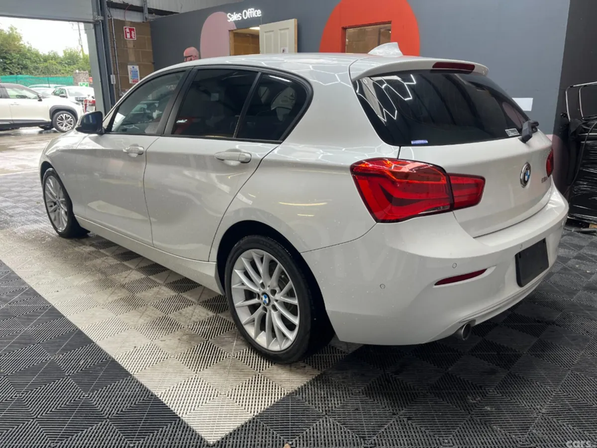 BMW 1-Series Hatchback, Diesel, 2019, White