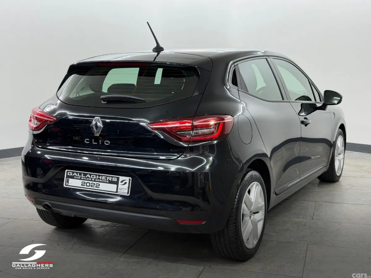 Renault Clio Hatchback, Petrol, 2022, Black