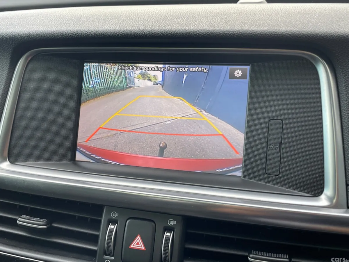 Kia Optima Estate, Diesel, 2018, Red