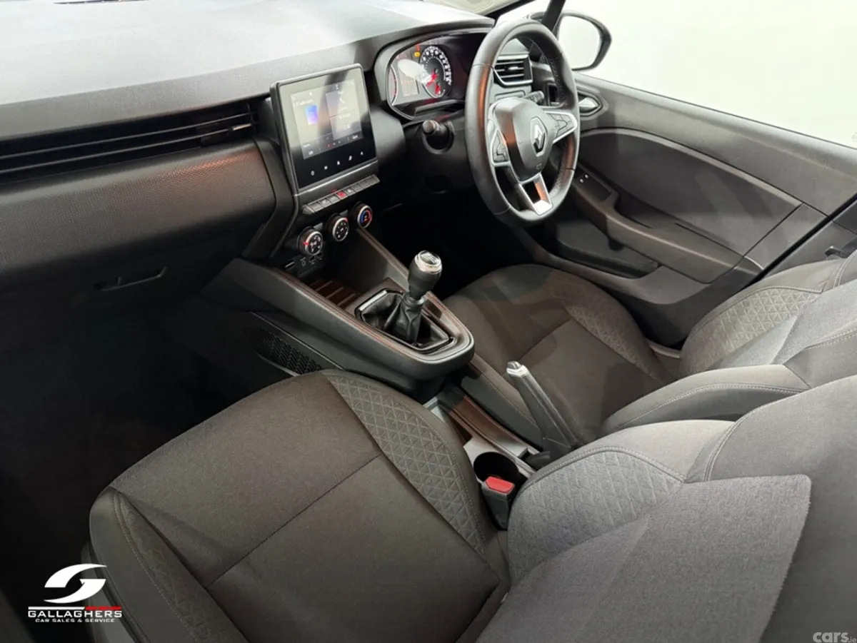 Renault Clio Hatchback, Petrol, 2022, Black