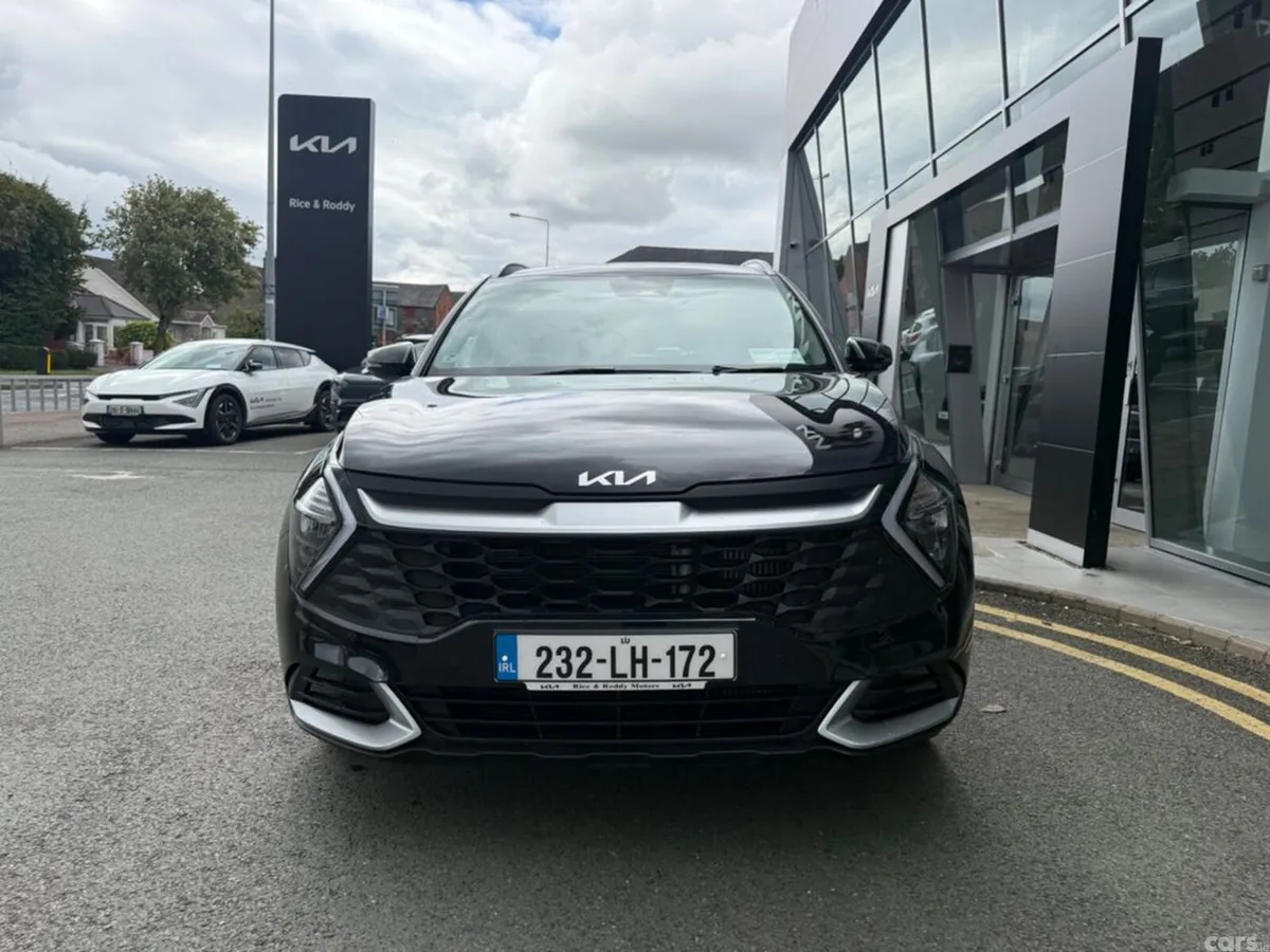 Kia Sportage MPV, Diesel, 2023, Black