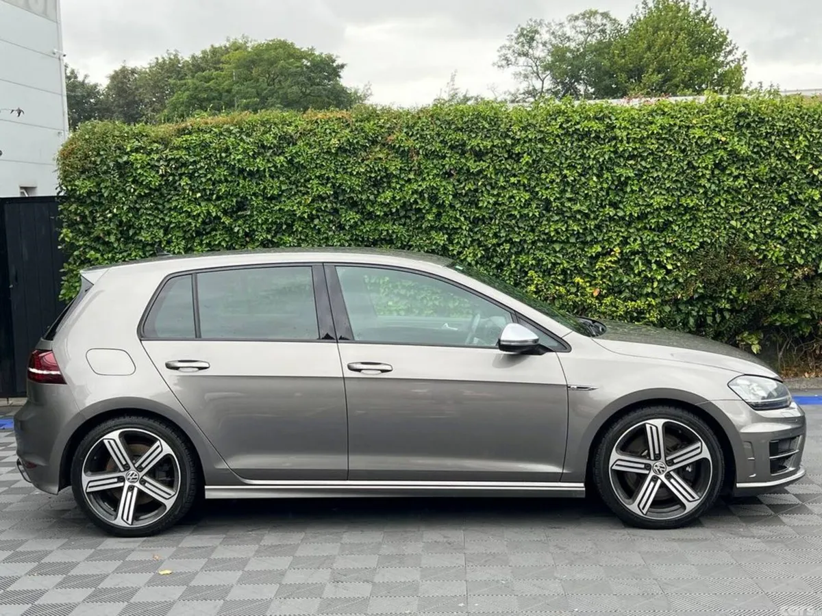 Volkswagen Golf Hatchback, Petrol, 2015, Grey