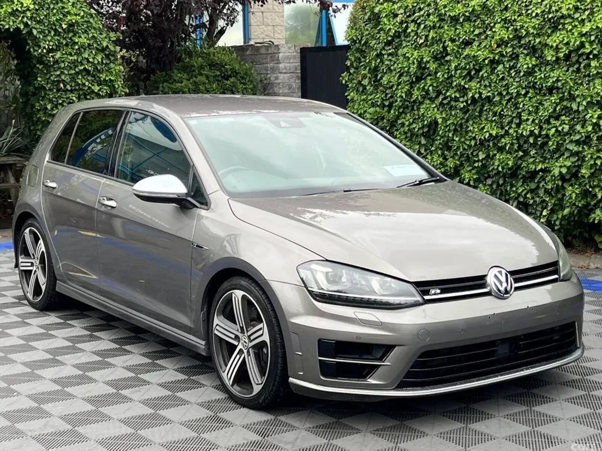 Volkswagen Golf Hatchback, Petrol, 2015, Grey