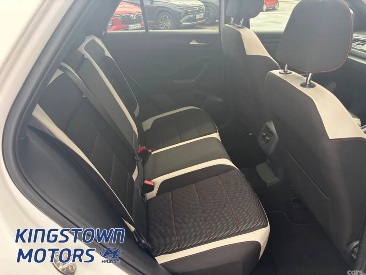 Volkswagen T-Roc Estate, Petrol, 2020, White