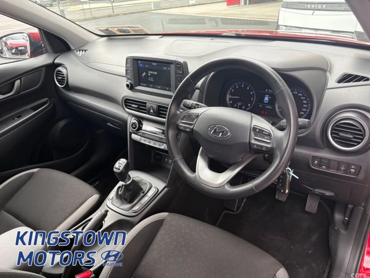 Hyundai KONA MPV, Petrol, 2019, Red