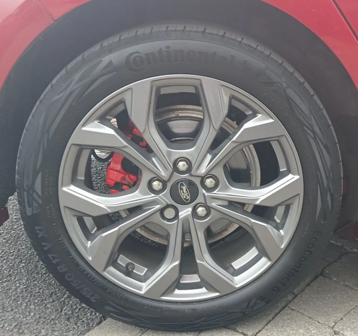 Ford Focus Hatchback, Petrol, 2023, Red