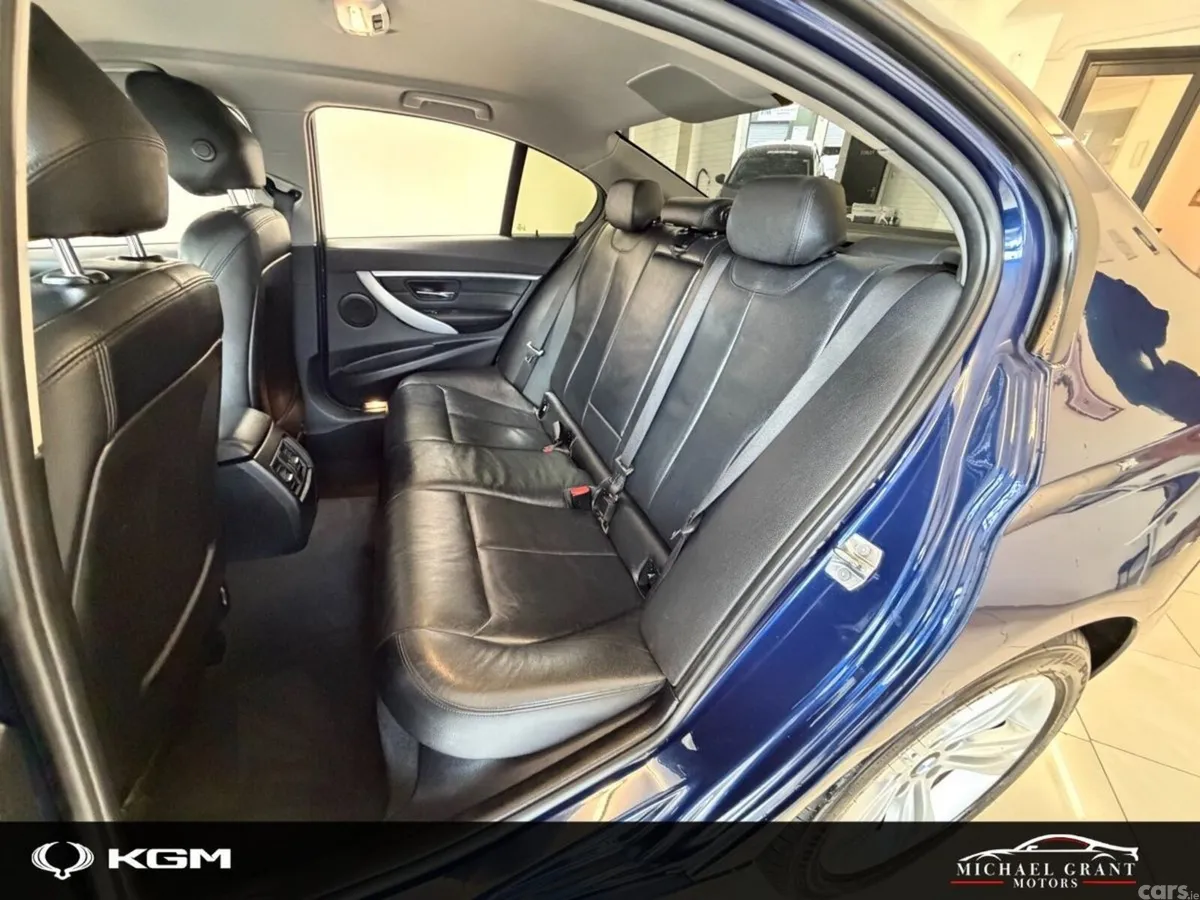 BMW 3-Series Saloon, Petrol, 2018, Blue