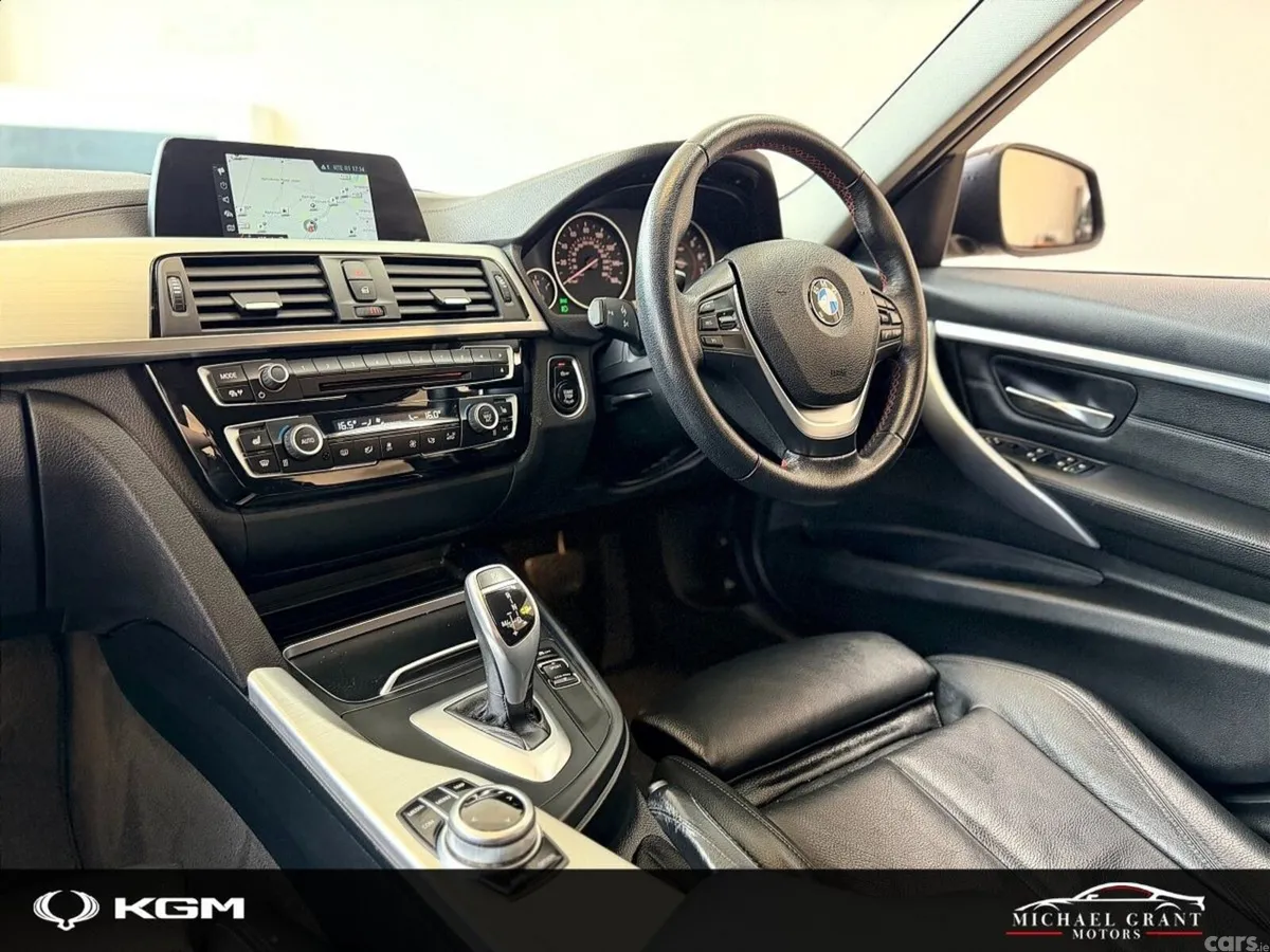 BMW 3-Series Saloon, Petrol, 2018, Blue