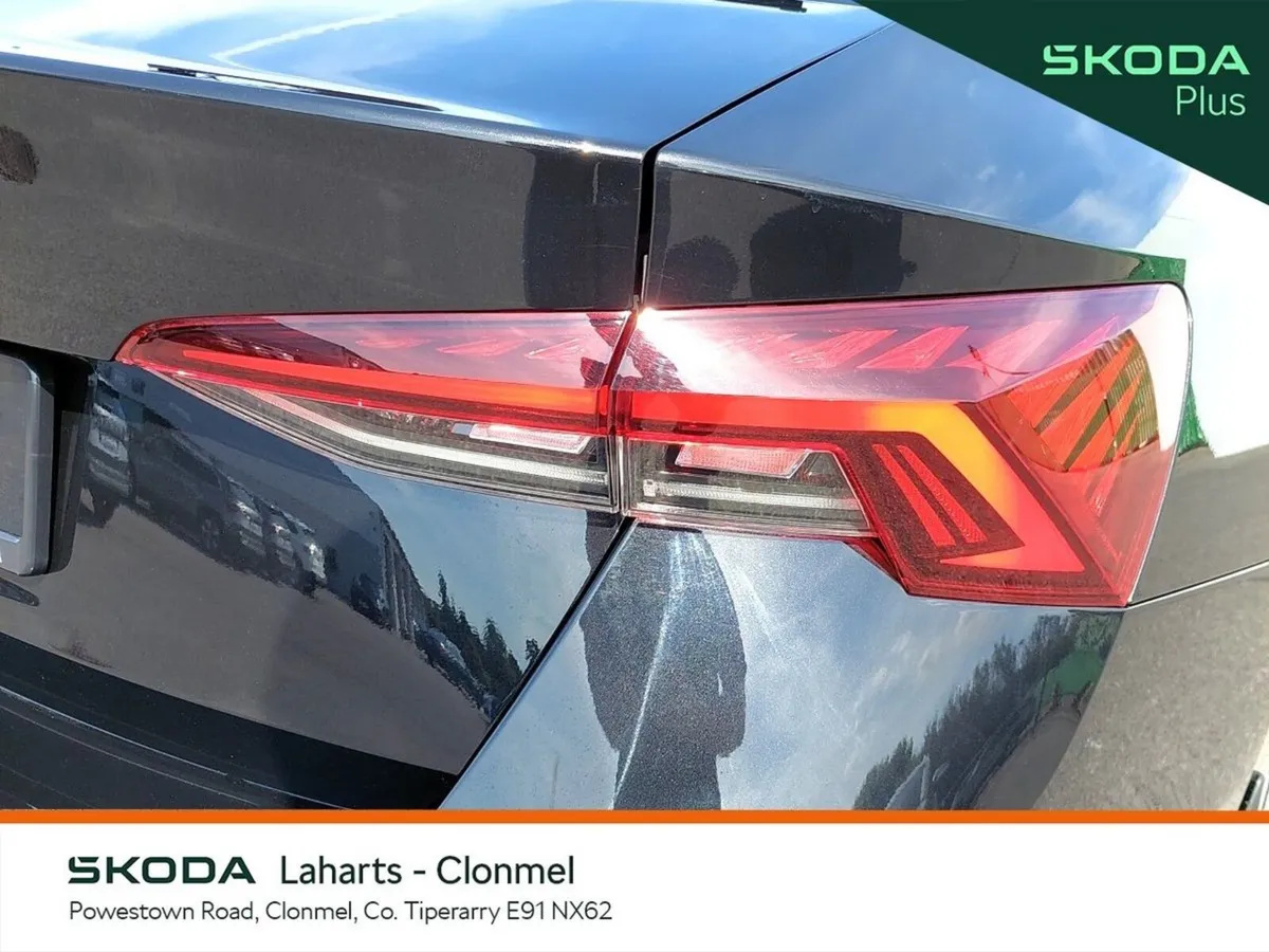 Skoda Octavia Saloon, Diesel, 2024, Black