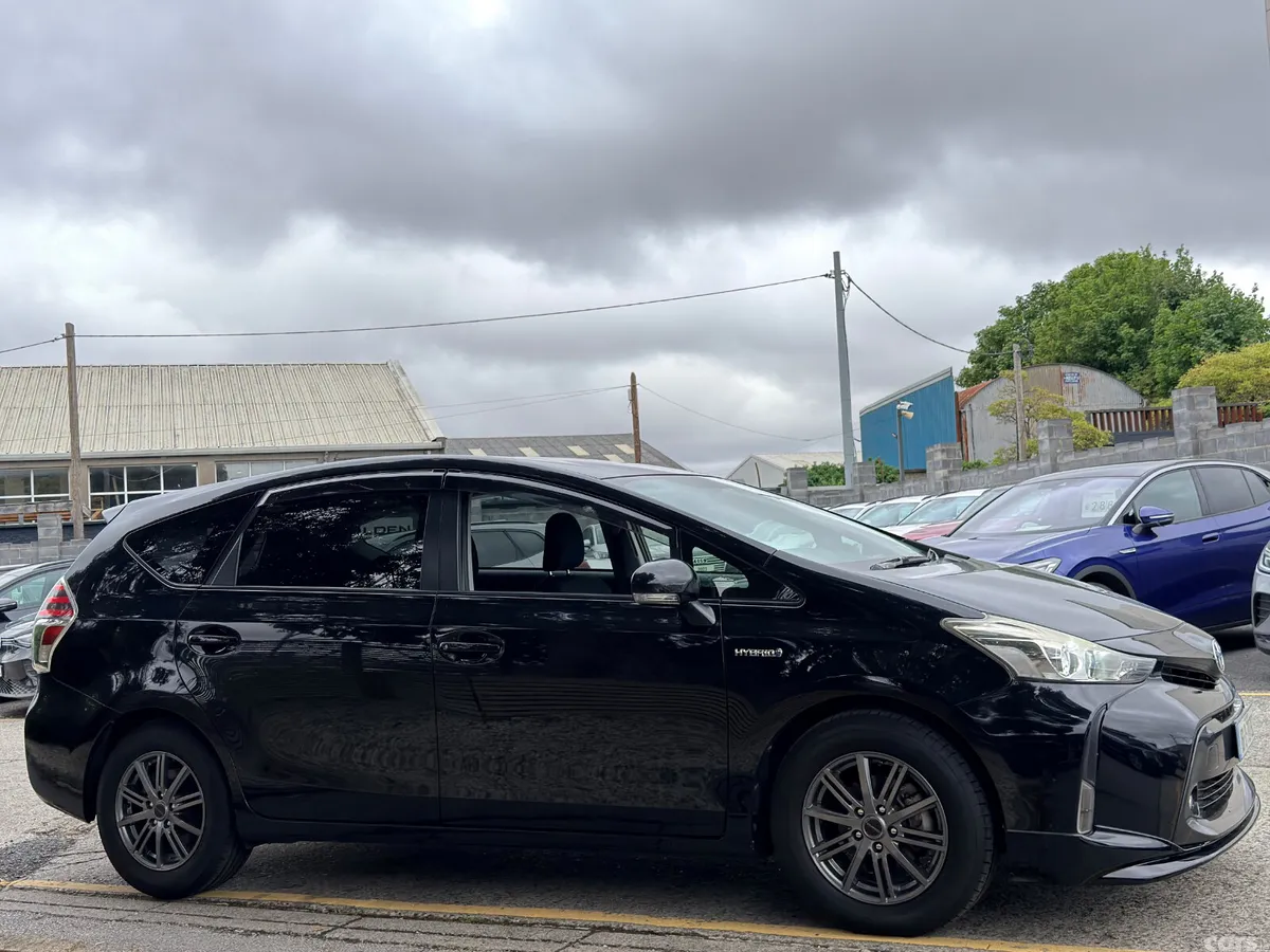 Toyota Prius MPV, Petrol Hybrid, 2016, Black
