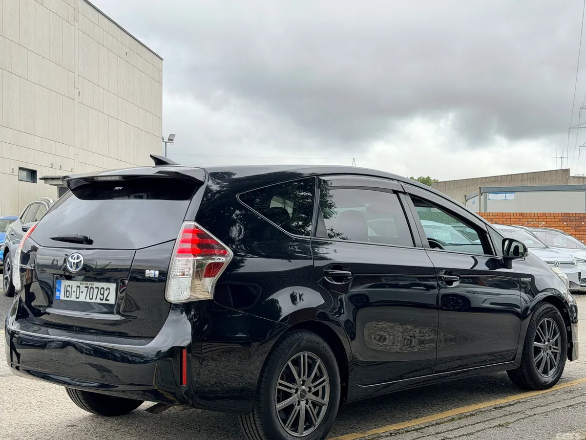 Toyota Prius MPV, Petrol Hybrid, 2016, Black