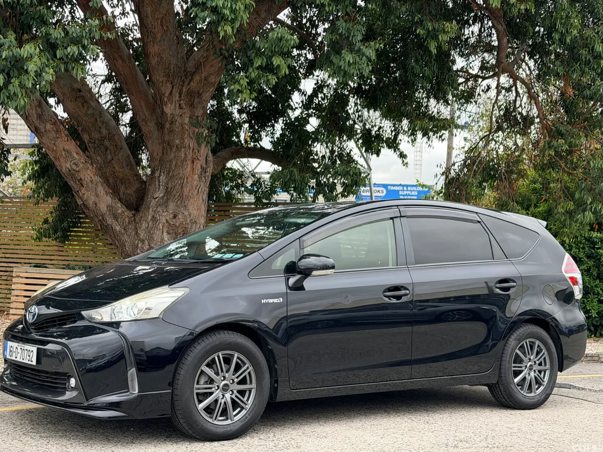 Toyota Prius MPV, Petrol Hybrid, 2016, Black